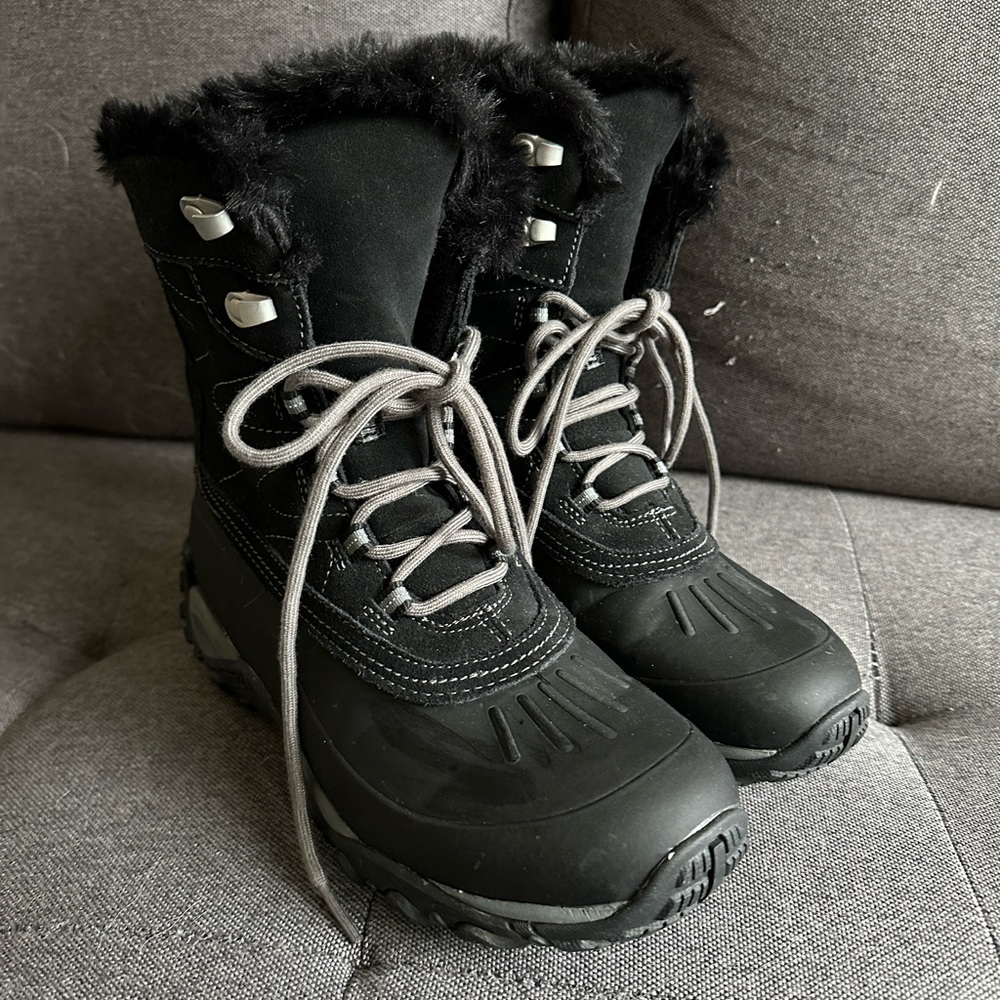 Almost new Merrell winter boots